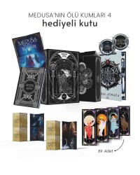 Medusa’nın Ölü Kumları 4 – Yan Boyamalı Hediyeli Tekli Kutu - 1